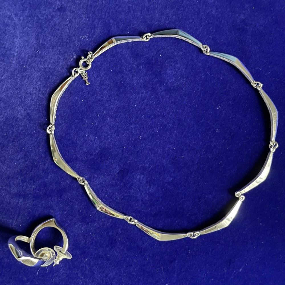 Trifari Choker Necklace And Earring Set